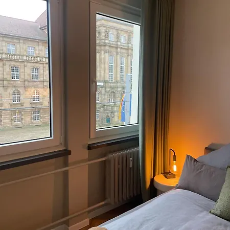 Stilvolles No2 - Direkt Am Rathaus Apartmán *